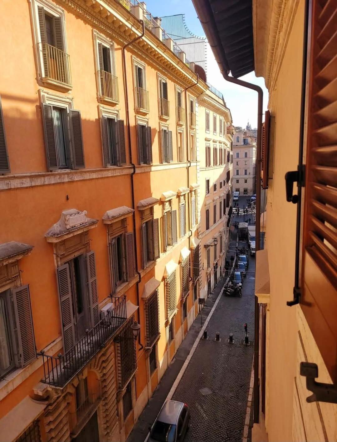 Benedict Pantheon Apartment Rome